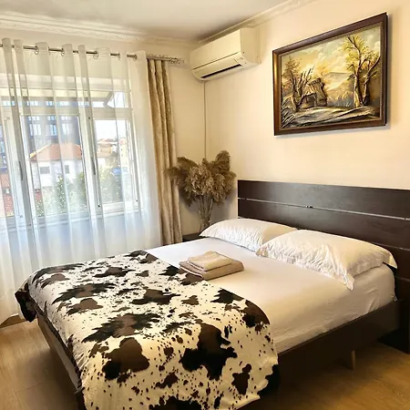 Gh Apartment *